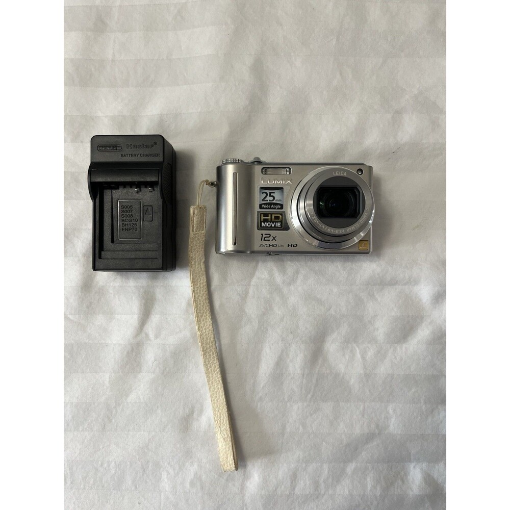 Panasonic Lumix DMC-ZS3 10.1MP Digital Camera Silver TESTED NEW Battery Charger